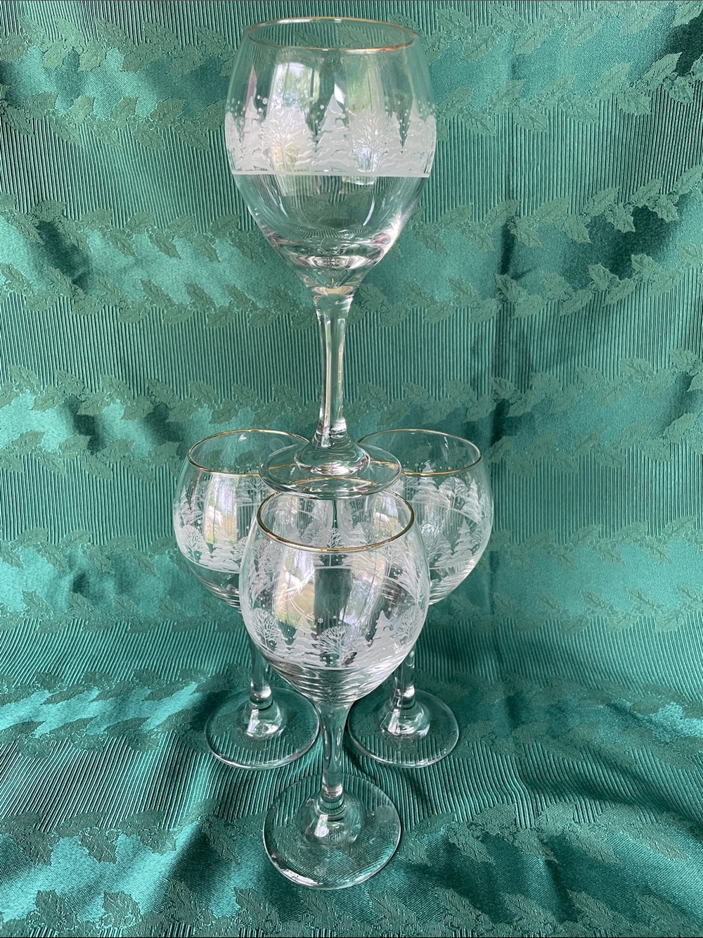 Libbey Clear Etched Wine Glasses with Gold Trim